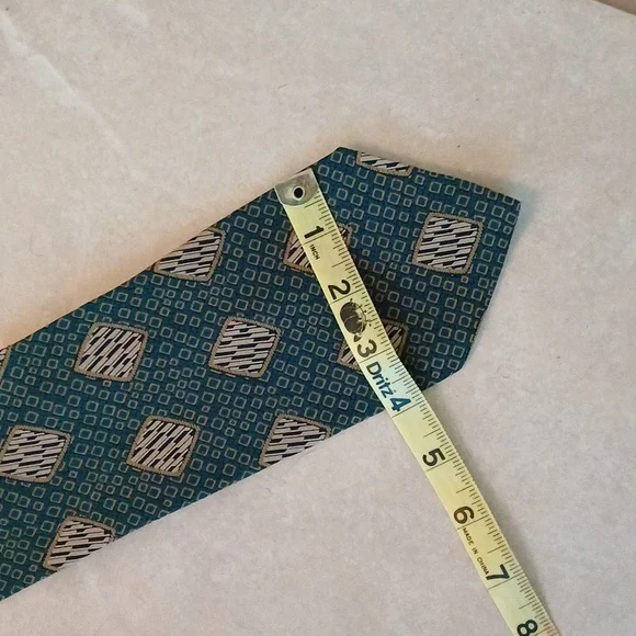 🔥🔥🔥GIORGIO ARMANI 100% silk logo Holiday green tie italy - Picture 4 of 11